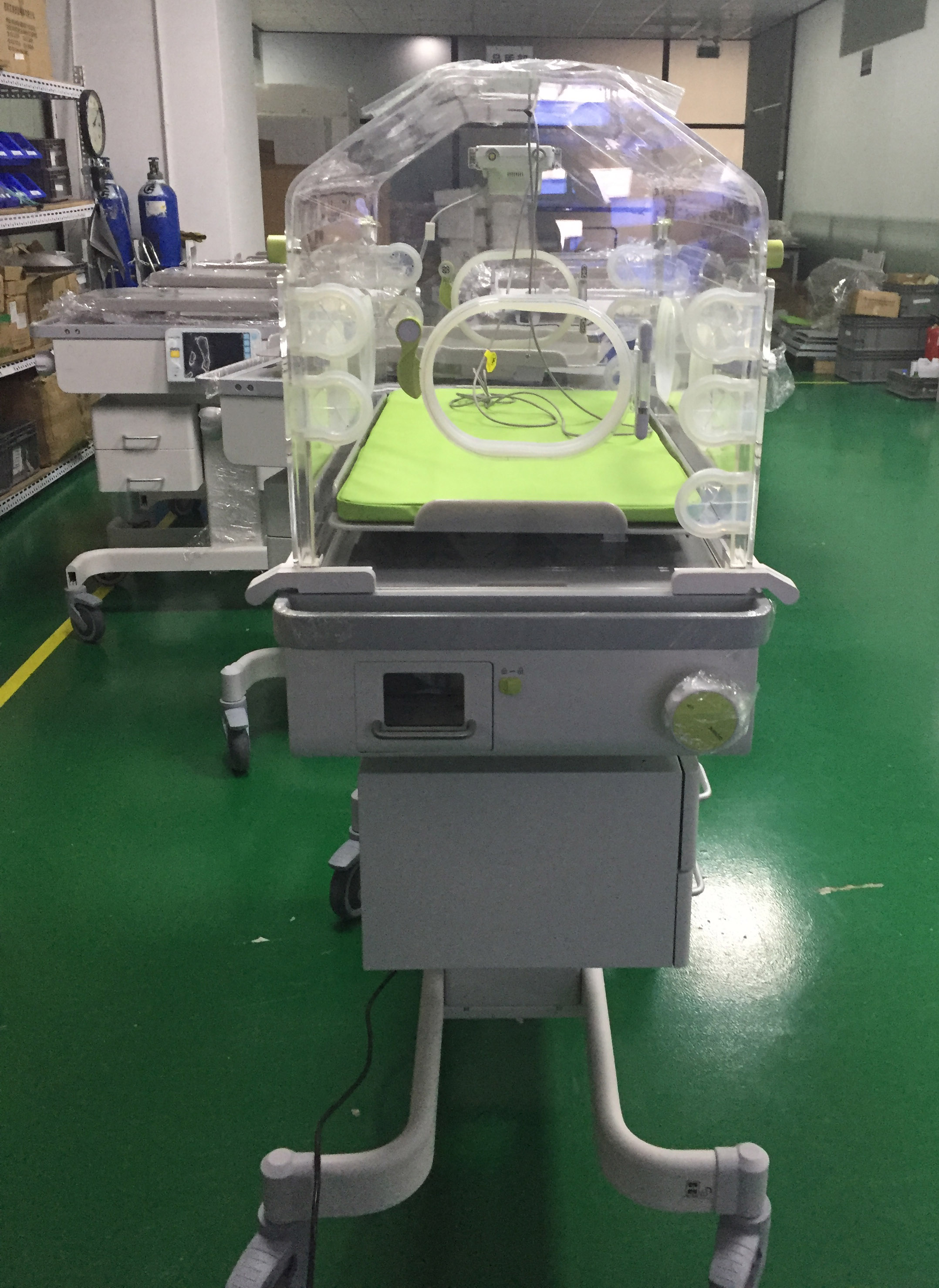 BabyCare 5A Critical Care Infant Incubators with big LCD display